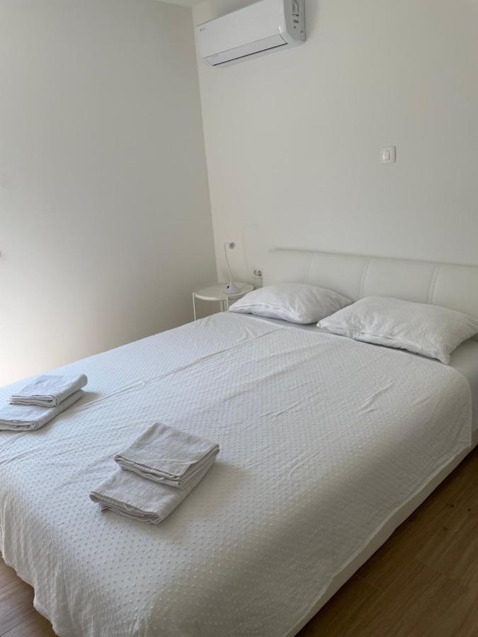 Galeria Apartment Podstrana Exterior photo